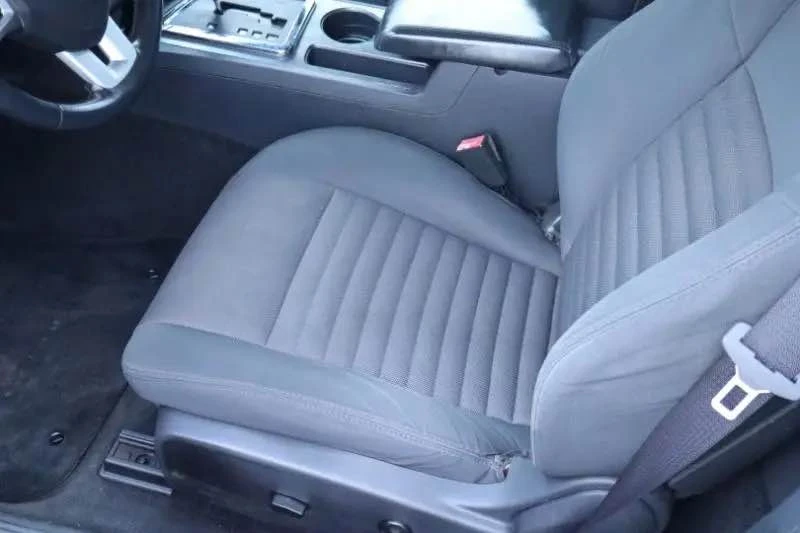 2011 Dodge Challenger 3rd Gen - Image 7 of 17