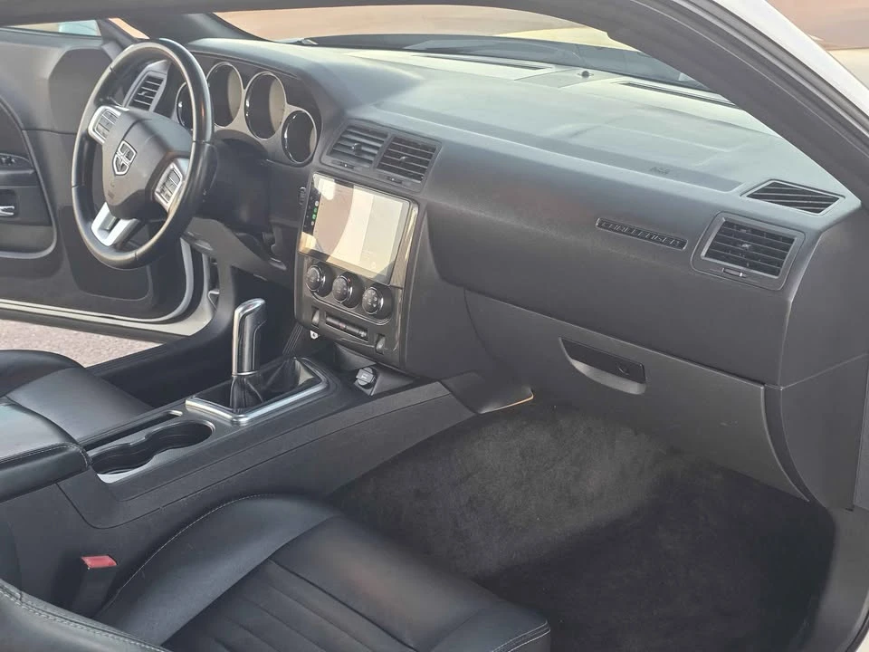 2011 Dodge Challenger 3rd Gen - Image 18 of 19