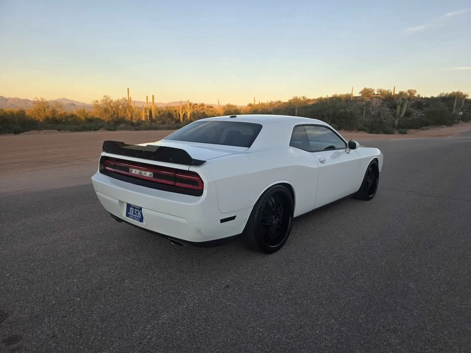 2011 Dodge Challenger 3rd Gen - Image 5 of 19