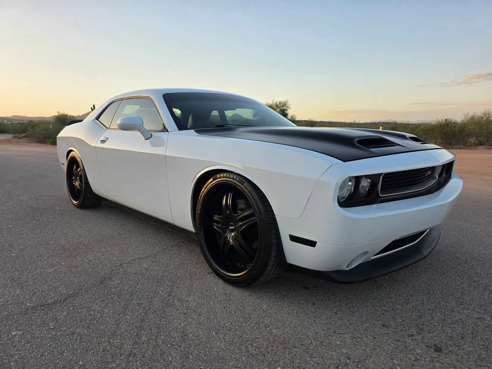 2011 Dodge Challenger 3rd Gen - Image 7 of 17