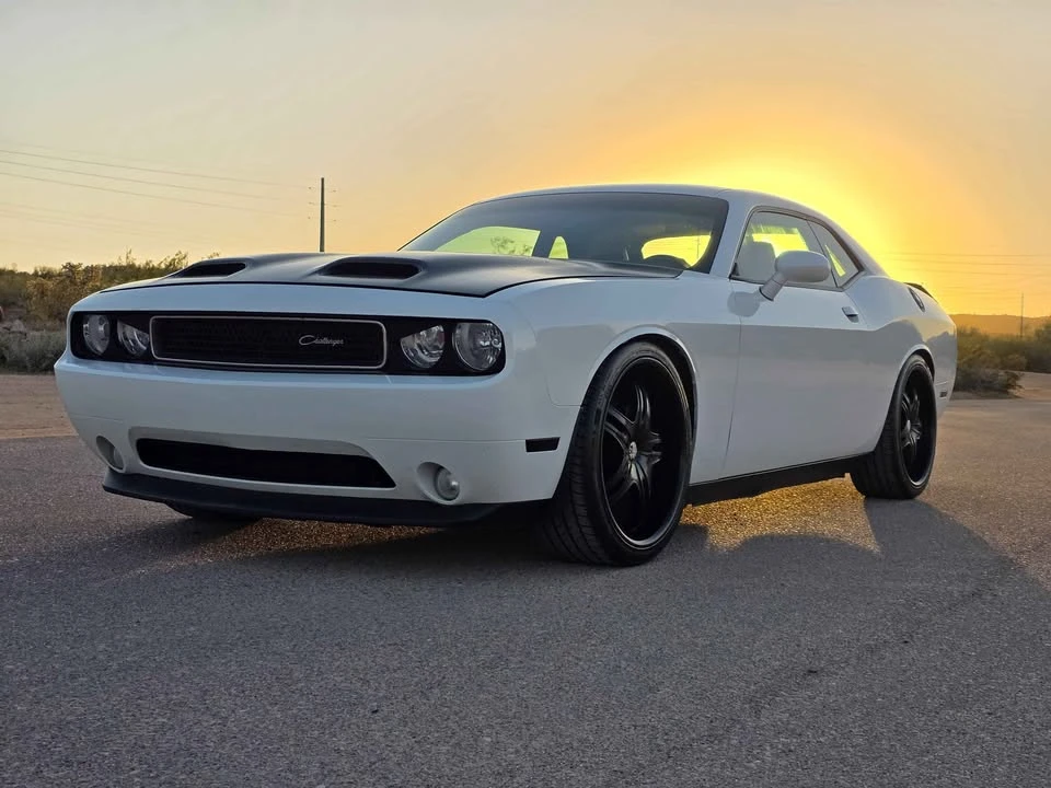 2011 Dodge Challenger 3rd Gen - Image 10 of 17