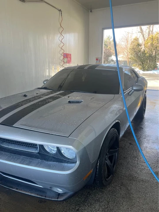 2011 Dodge Challenger 3rd Gen - Image 9 of 10