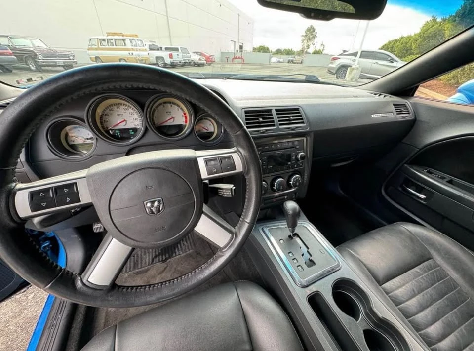 2011 Dodge Challenger 3rd Gen - Image 4 of 5