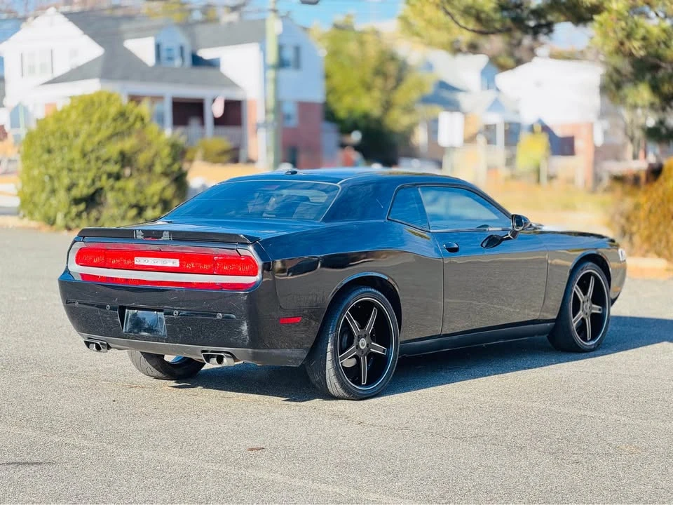 2011 Dodge Challenger 3rd Gen - Image 6 of 20