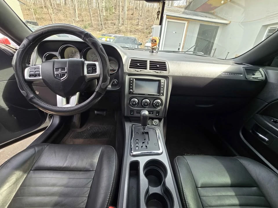 2011 Dodge Challenger 3rd Gen - Image 11 of 17