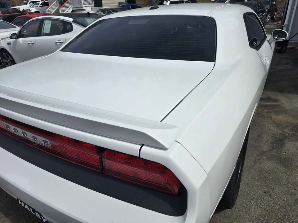 2011 Dodge Challenger 3rd Gen - Image 5 of 17
