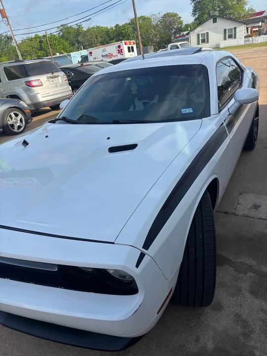 2011 Dodge Challenger 3rd Gen - Image 5 of 11