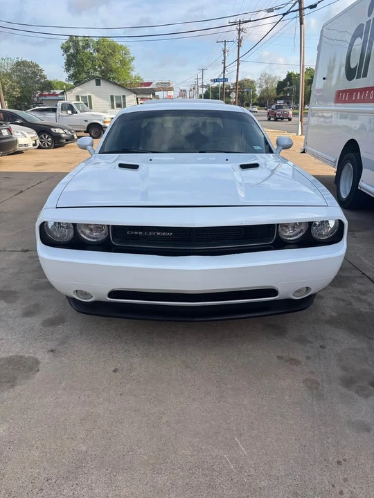 2011 Dodge Challenger 3rd Gen - Image 6 of 11