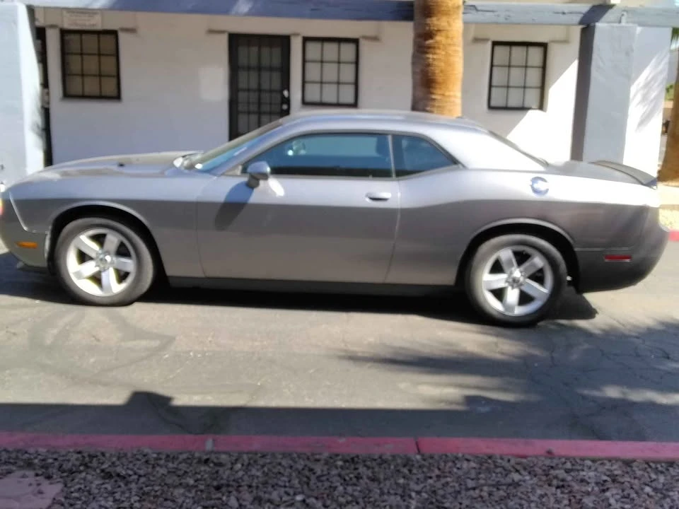2011 Dodge Challenger 3rd Gen - Image 12 of 13