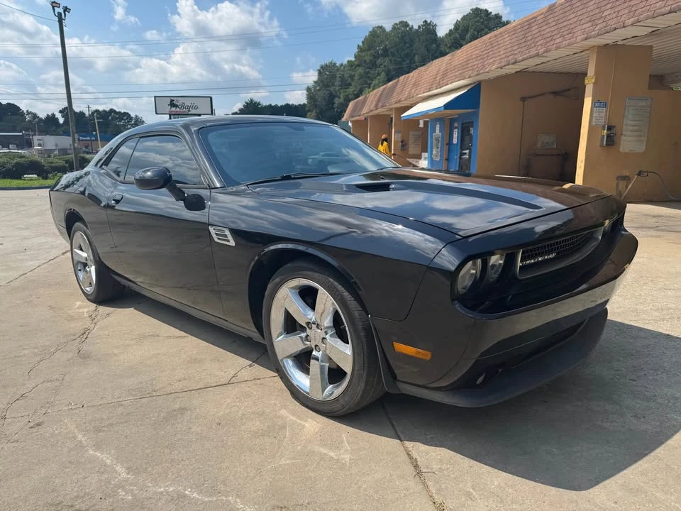 2011 Dodge Challenger 3rd Gen - Image 6 of 14