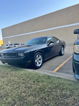 2011 Dodge Challenger SE Coupe
