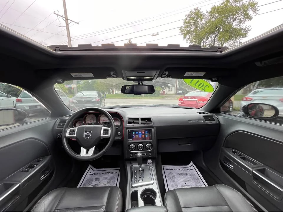 2011 Dodge Challenger 3rd Gen - Image 13 of 19