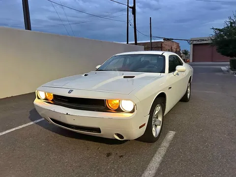 2011 Dodge Challenger SE Coupe