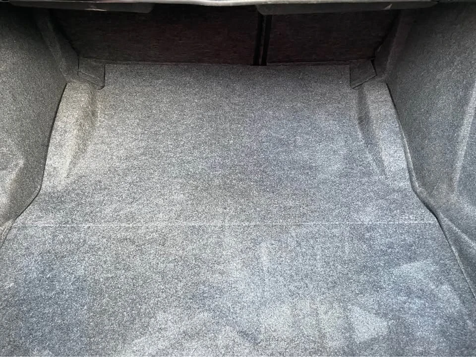 2011 Dodge Challenger 3rd Gen - Image 18 of 19