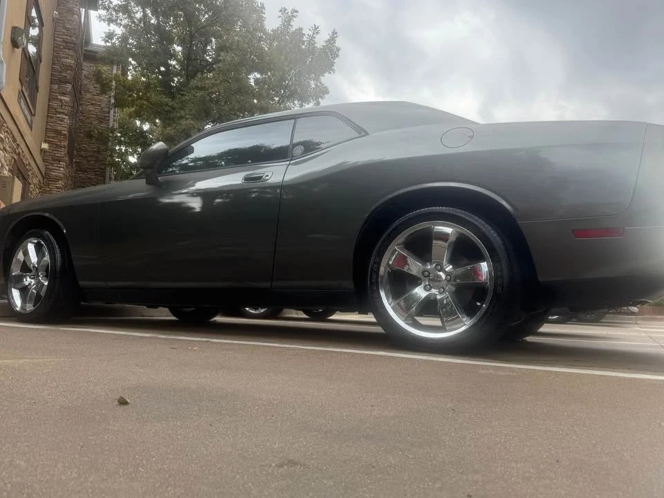 2011 Dodge Challenger 3rd Gen - Image 2 of 5
