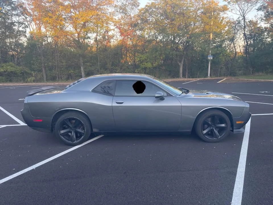 2011 Dodge Challenger 3rd Gen - Image 8 of 13