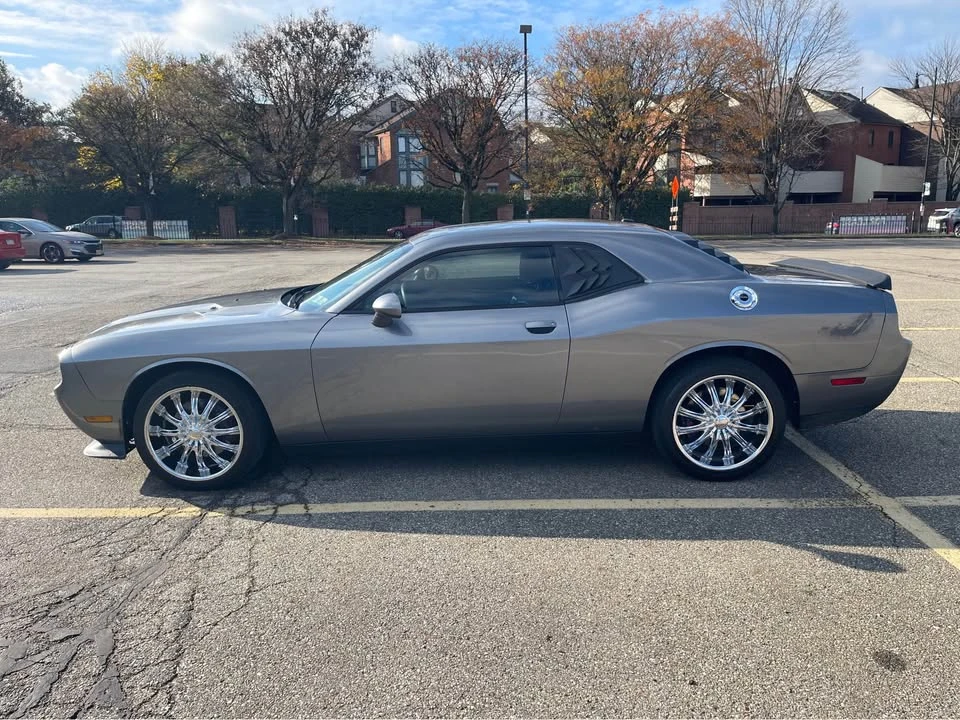 2011 Dodge Challenger 3rd Gen - Image 6 of 13