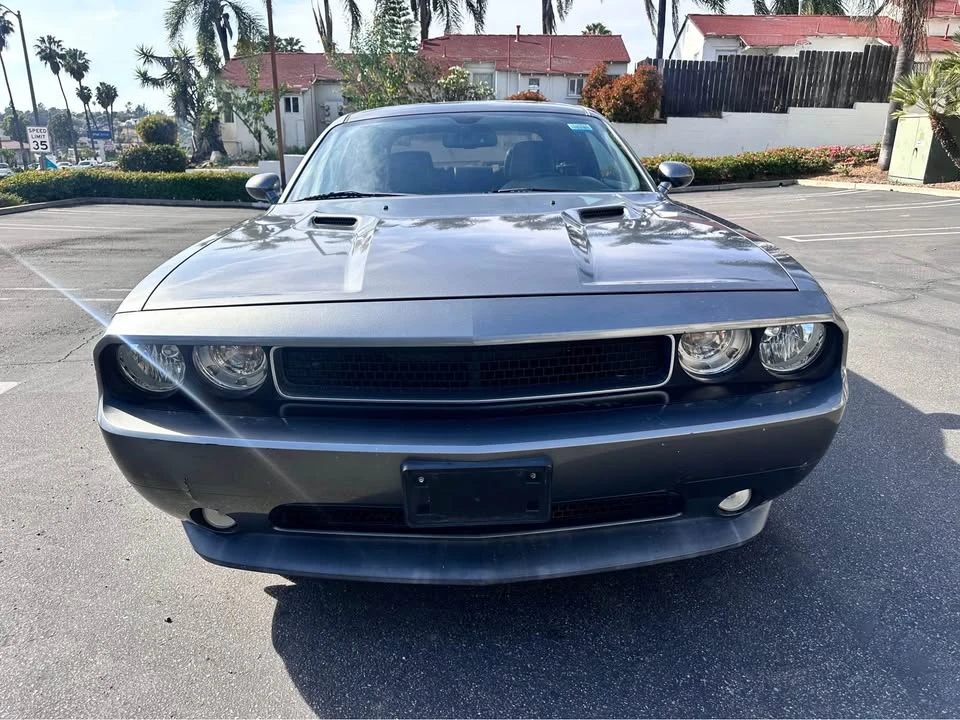 2011 Dodge Challenger 3rd Gen - Image 5 of 12