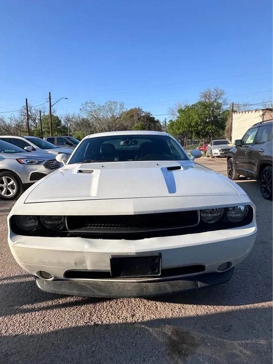 2011 Dodge Challenger 3rd Gen - Image 6 of 11