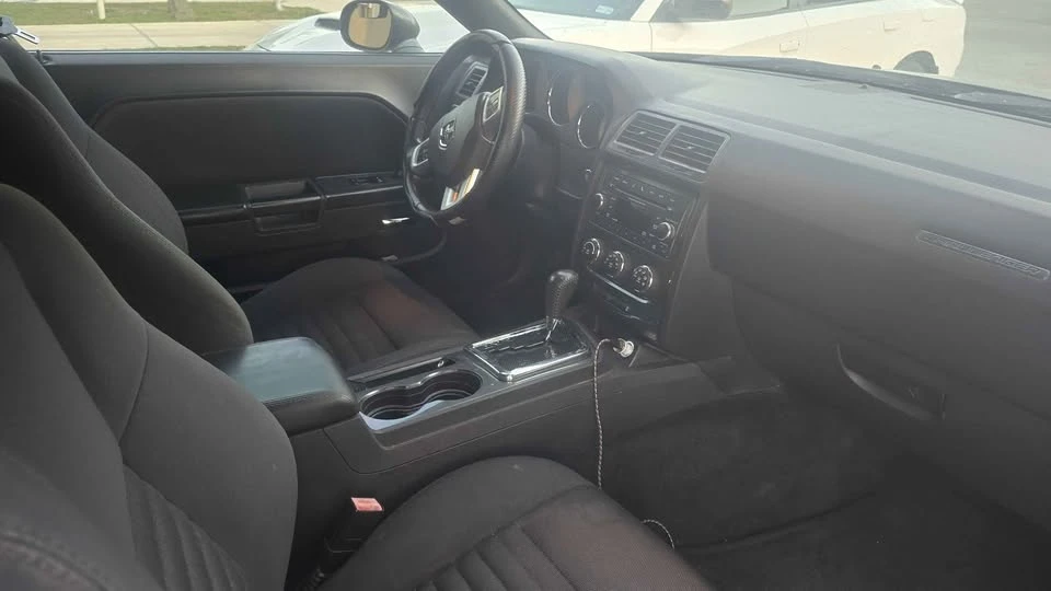 2011 Dodge Challenger 3rd Gen - Image 8 of 11
