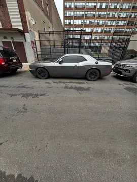 2011 Dodge Challenger SE Coupe
