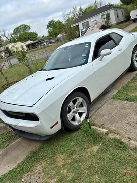 2011 Dodge Challenger SE Coupe