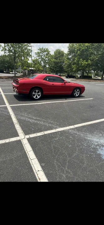 2011 Dodge Challenger 3rd Gen - Image 5 of 6
