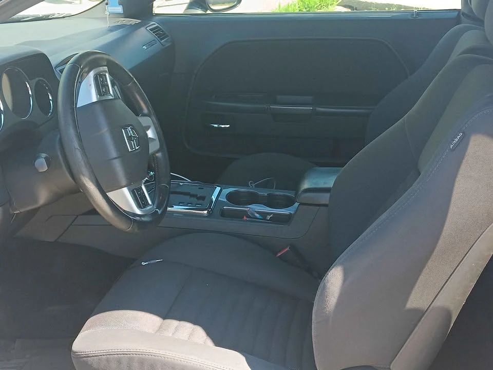 2011 Dodge Challenger 3rd Gen - Image 13 of 14