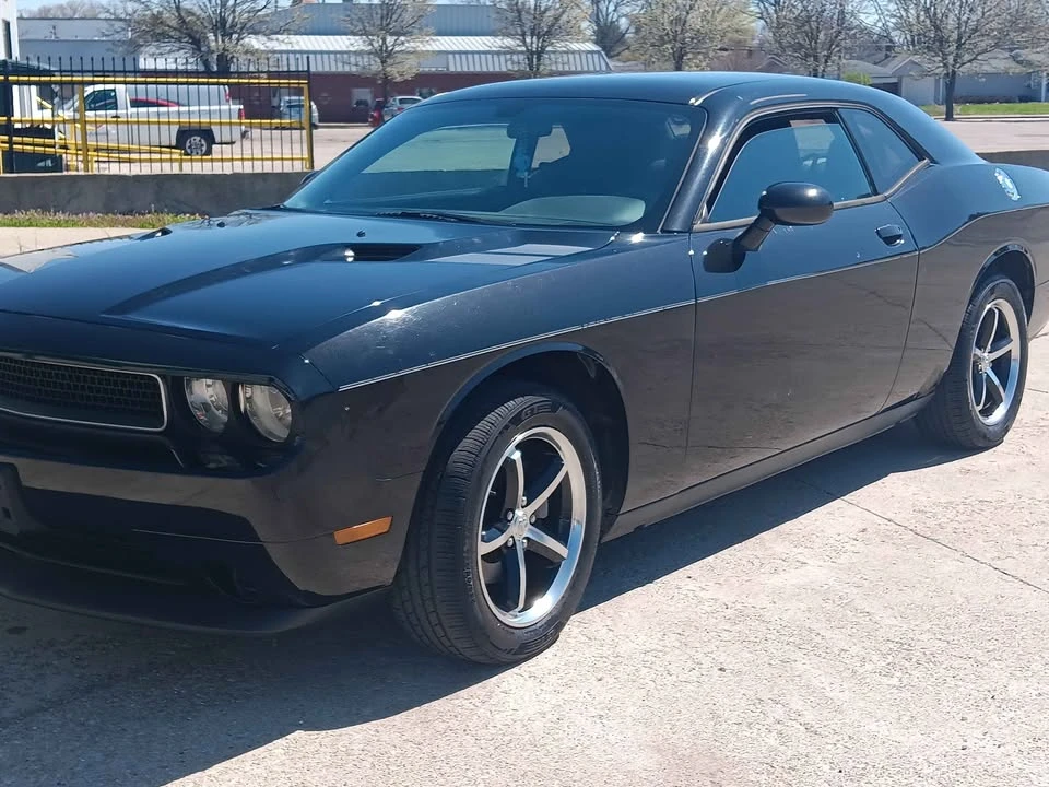 2011 Dodge Challenger 3rd Gen - Image 2 of 14