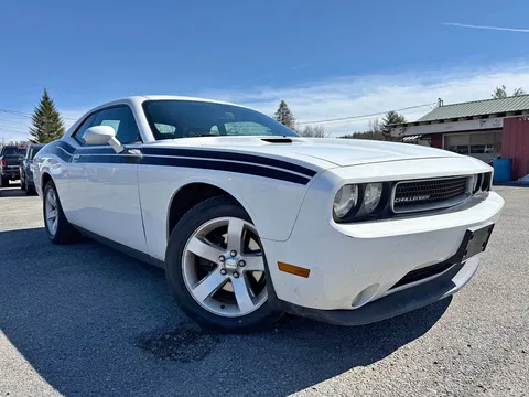 2011 Dodge Challenger SE