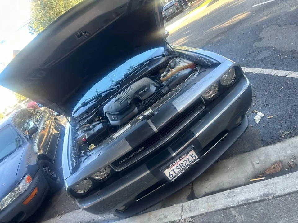 2011 Dodge Challenger 3rd Gen - Image 15 of 20