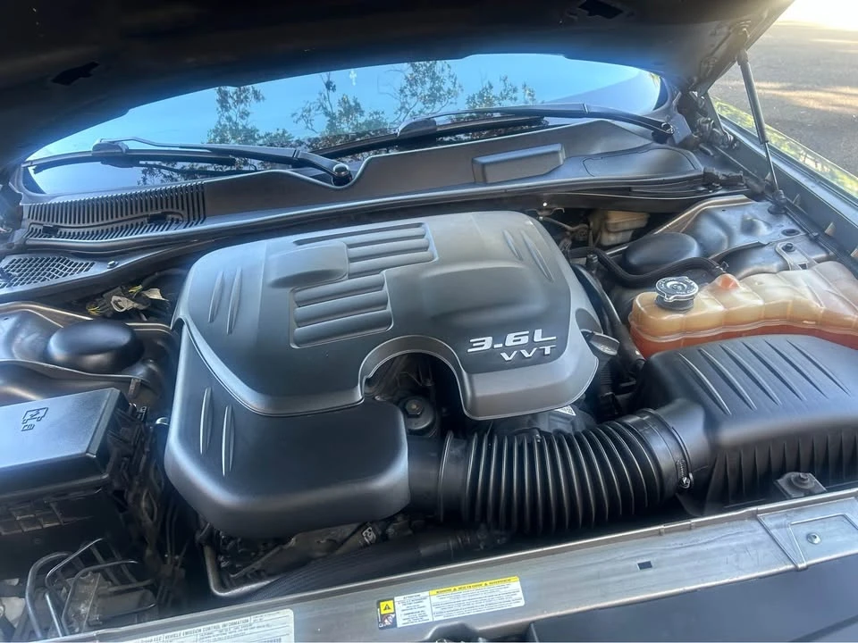 2011 Dodge Challenger 3rd Gen - Image 14 of 20
