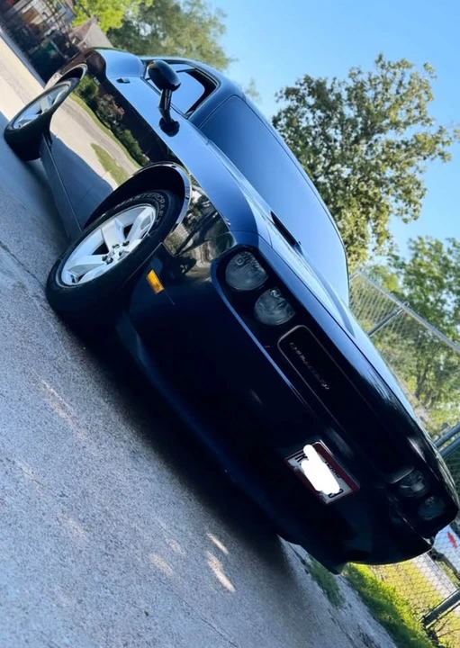 2011 Dodge Challenger 3rd Gen - Image 2 of 6