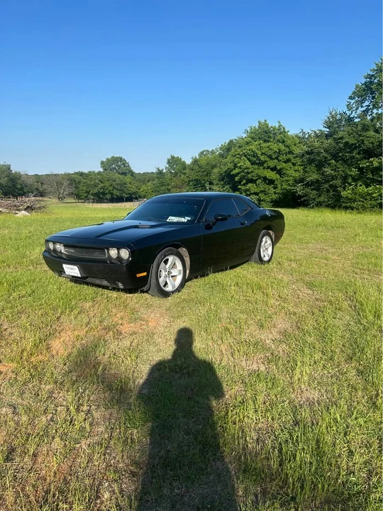 2011 Dodge Challenger 3rd Gen - Image 2 of 7