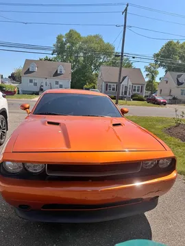 2011 Dodge Challenger SE