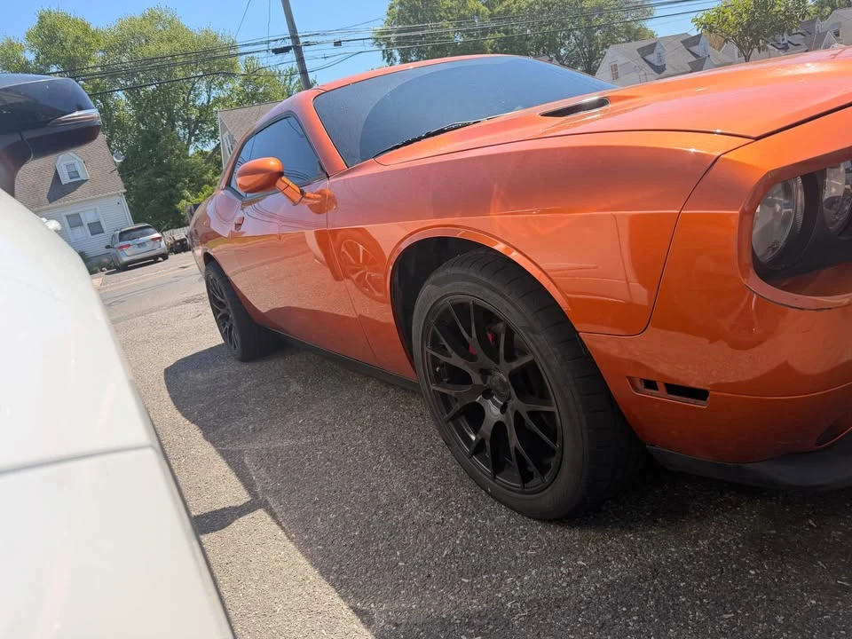 2011 Dodge Challenger 3rd Gen - Image 2 of 8
