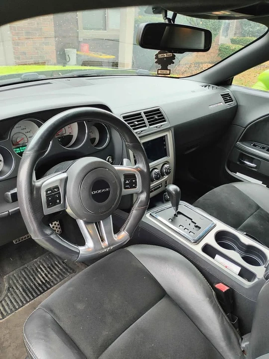2011 Dodge Challenger SRT8 & 392 3rd Gen - Image 9 of 14