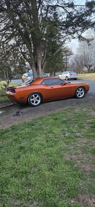 2011 Dodge Challenger SRT8 & 392 3rd Gen - Image 10 of 15