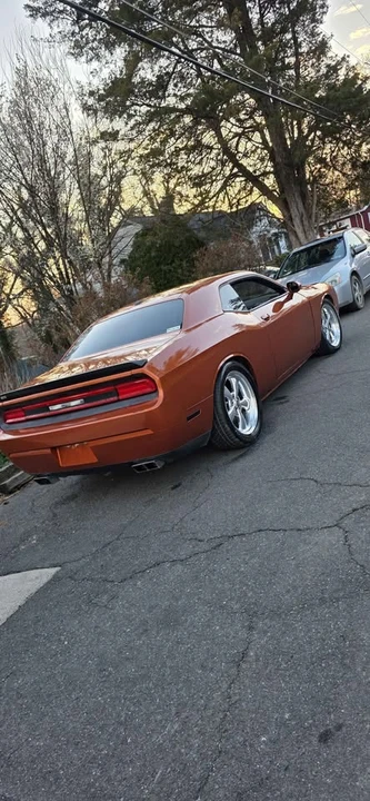 2011 Dodge Challenger SRT8 & 392 3rd Gen - Image 9 of 15