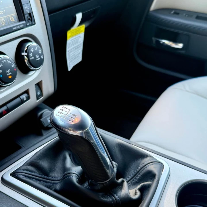 2011 Dodge Challenger SRT8 & 392 3rd Gen - Image 4 of 20