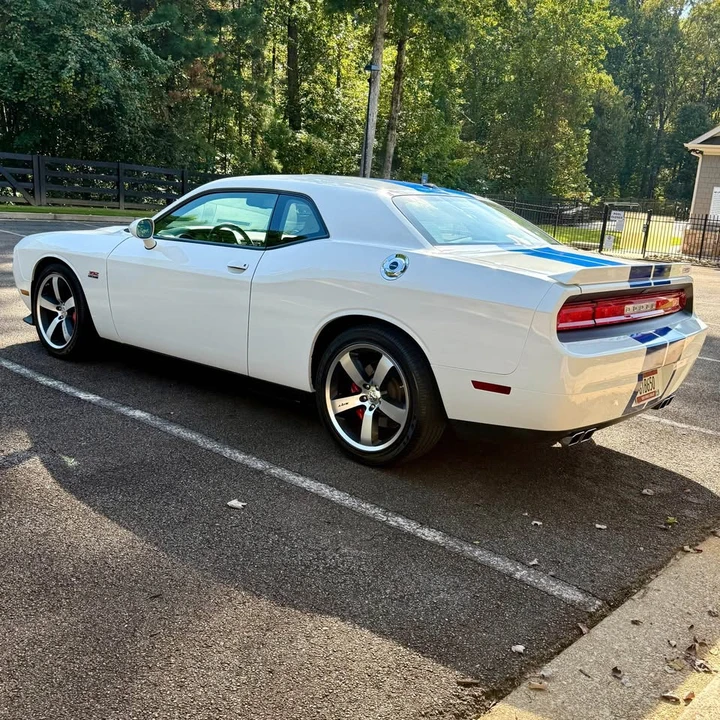 2011 Dodge Challenger SRT8 & 392 3rd Gen - Image 8 of 20