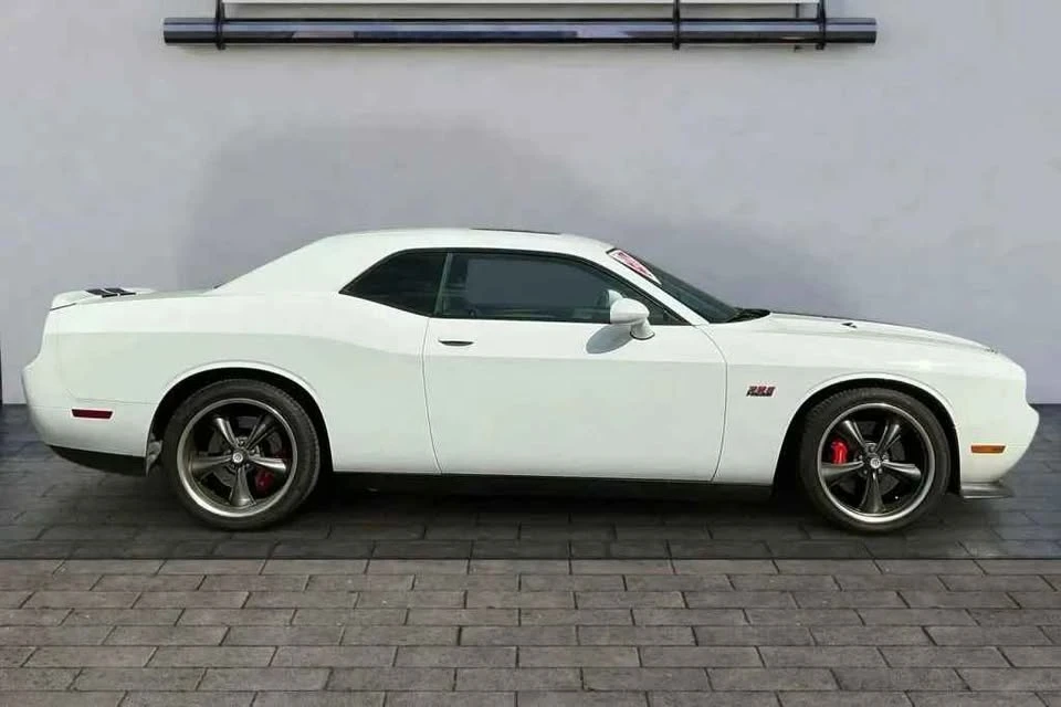 2011 Dodge Challenger SRT8 & 392 3rd Gen - Image 7 of 15