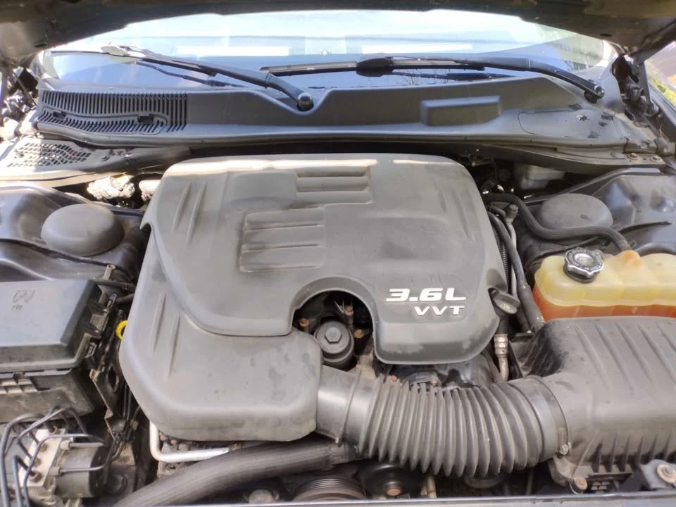 2011 Dodge Challenger 3rd Gen - Image 8 of 12