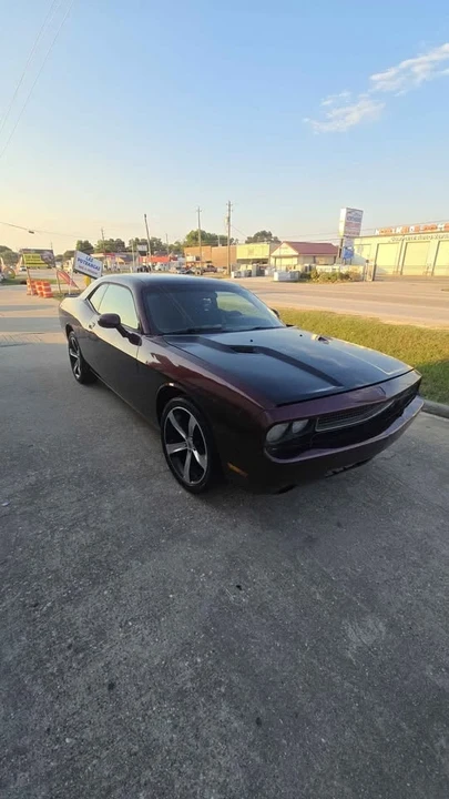 2011 Dodge Challenger 3rd Gen - Image 4 of 16
