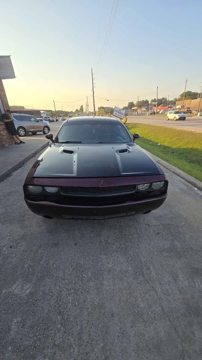 2011 Dodge Challenger 3rd Gen - Image 5 of 16