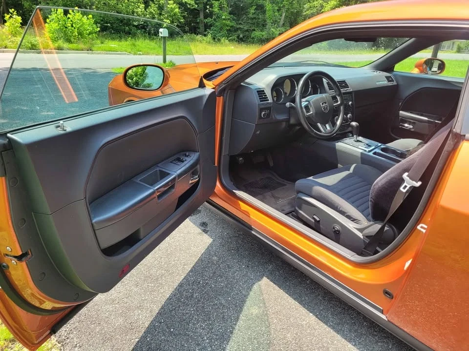 2011 Dodge Challenger 3rd Gen - Image 10 of 13