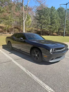 2011 Dodge Challenger SXT Coupe