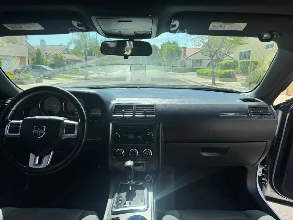 2011 Dodge Challenger 3rd Gen - Image 11 of 17