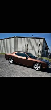 2011 Dodge Challenger SXT Coupe