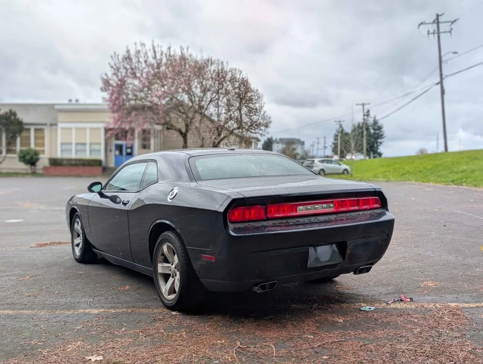 2011 Dodge Challenger 3rd Gen - Image 6 of 12